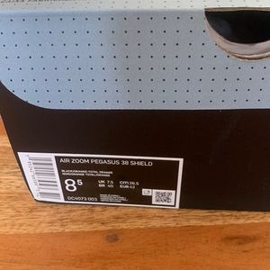 Nike Pegasus Shield